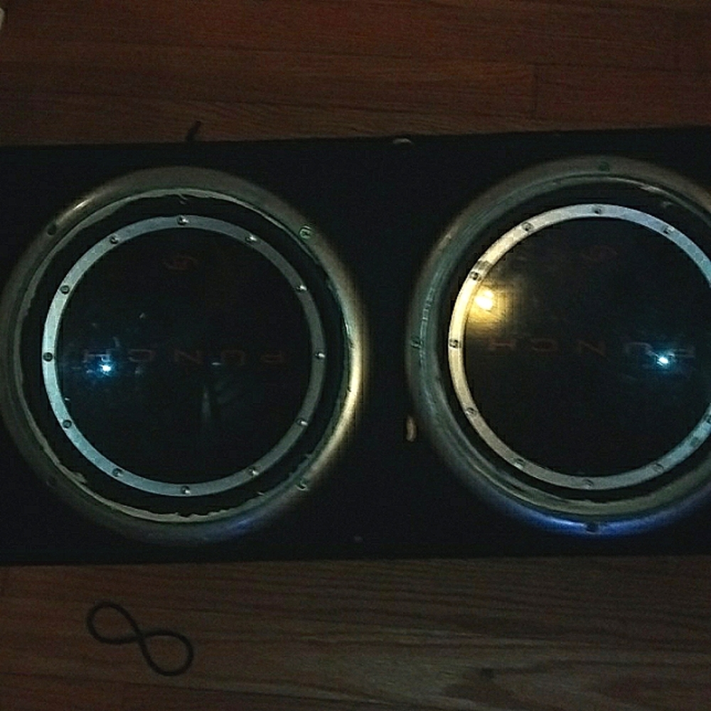 2 12" Rockford fosgate punch